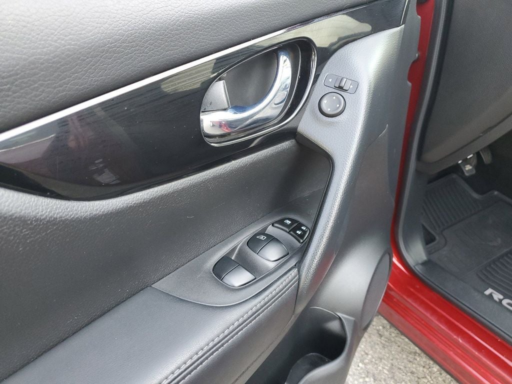 2020 Nissan Rogue Sport SV