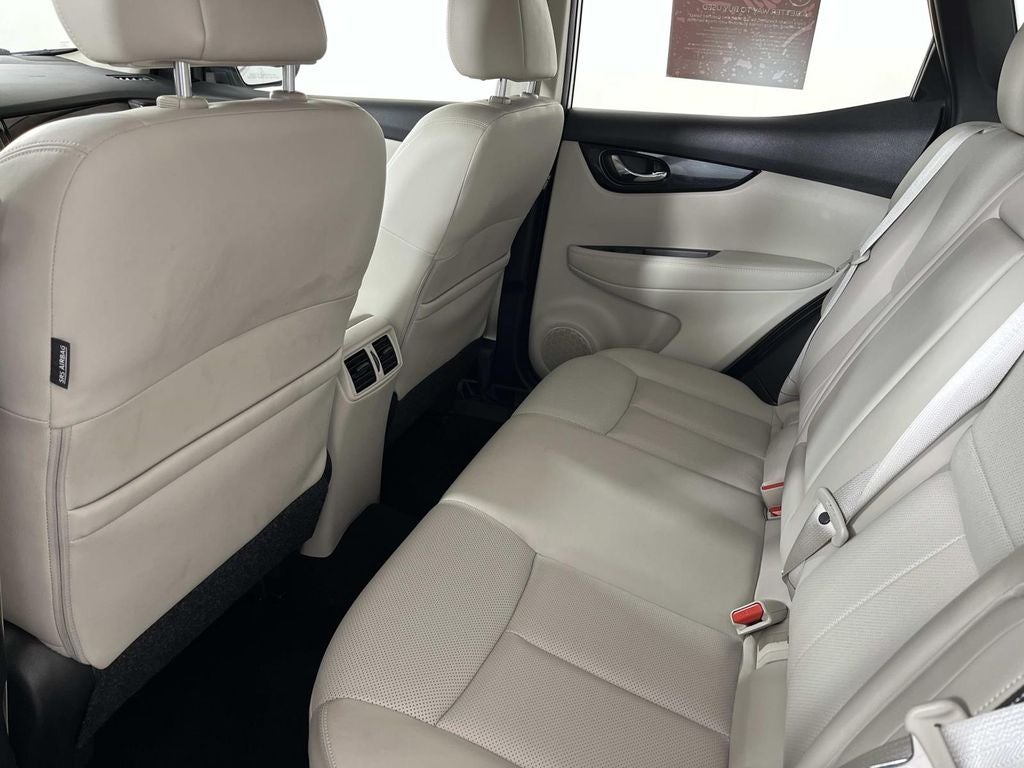 2022 Nissan Rogue Sport SL