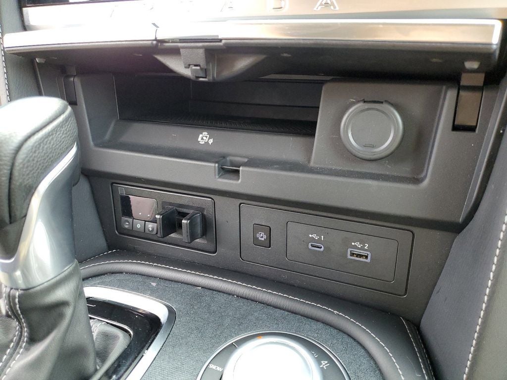 2024 Nissan Armada SV