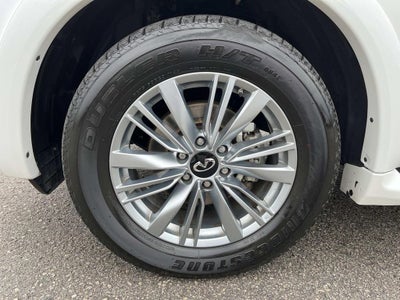 2024 INFINITI QX80 LUXE