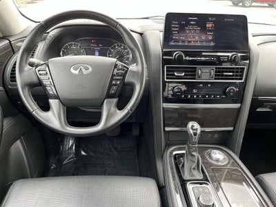 2024 INFINITI QX80 LUXE