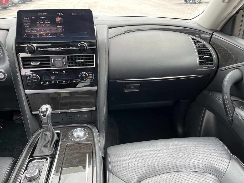 2024 INFINITI QX80 LUXE