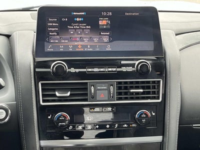 2024 INFINITI QX80 LUXE