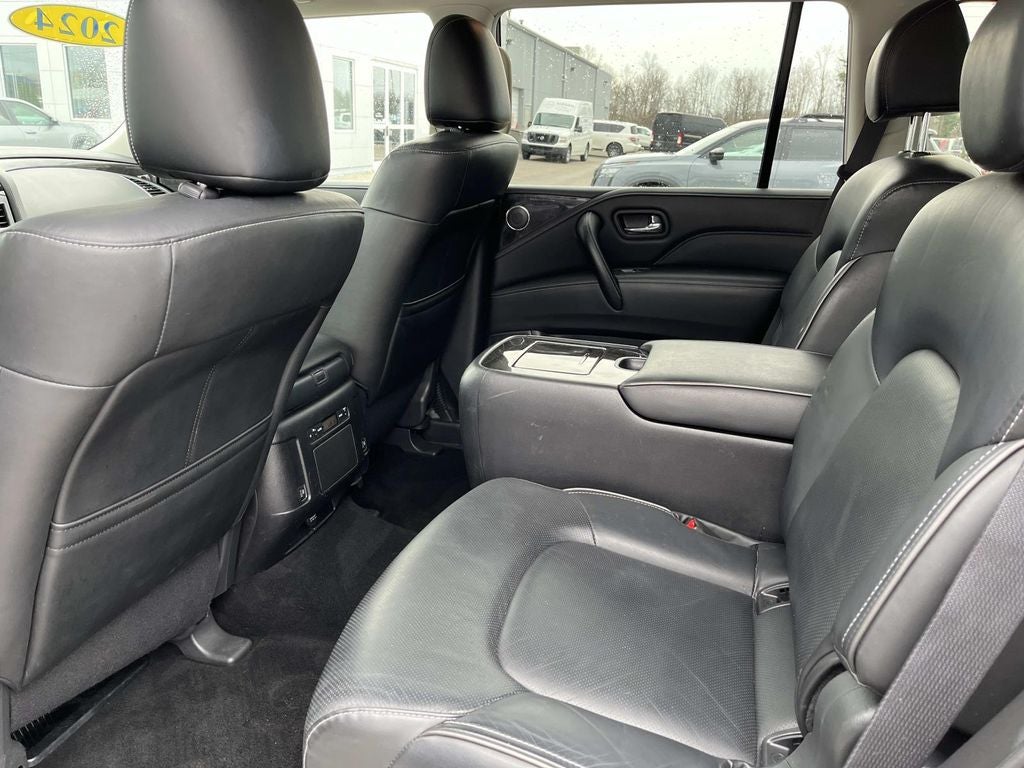 2024 INFINITI QX80 LUXE