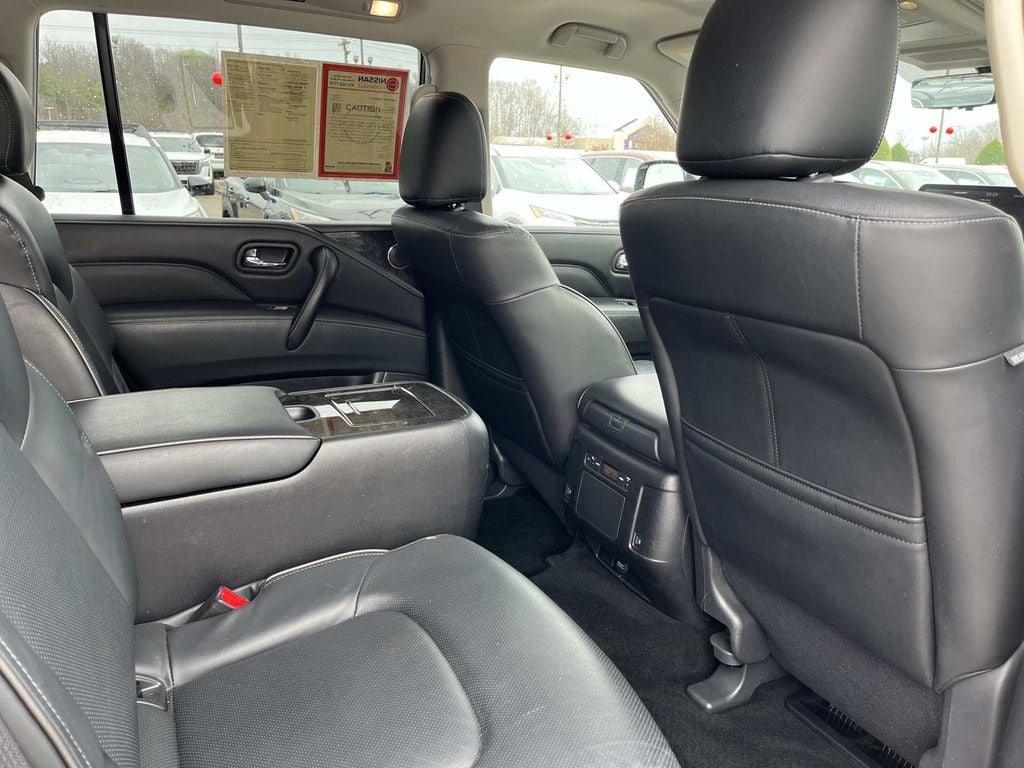 2024 INFINITI QX80 LUXE