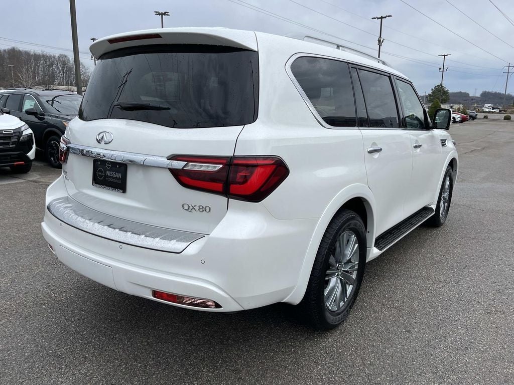 2024 INFINITI QX80 LUXE