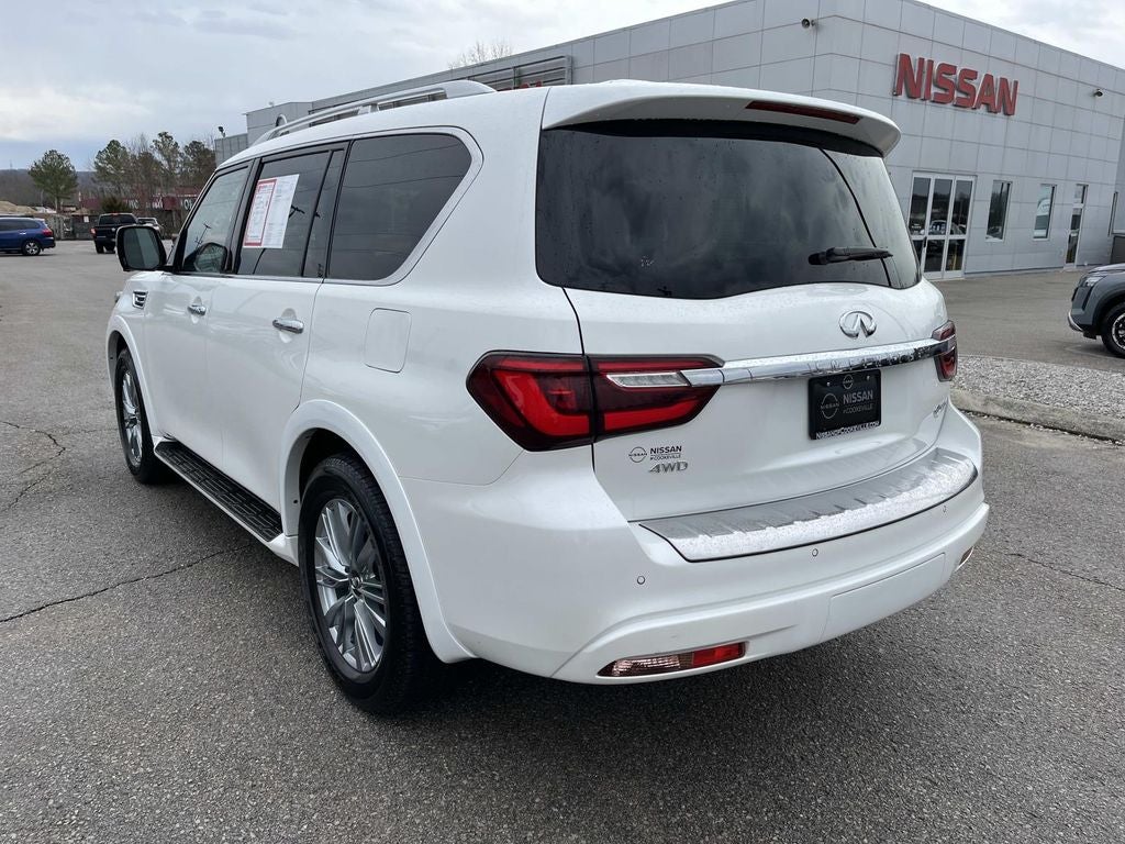 2024 INFINITI QX80 LUXE