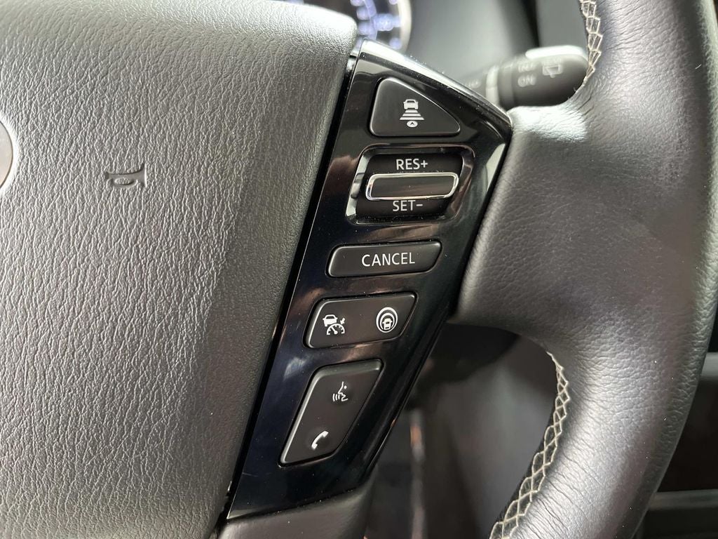 2024 INFINITI QX80 LUXE