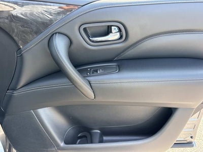 2021 INFINITI QX80 LUXE