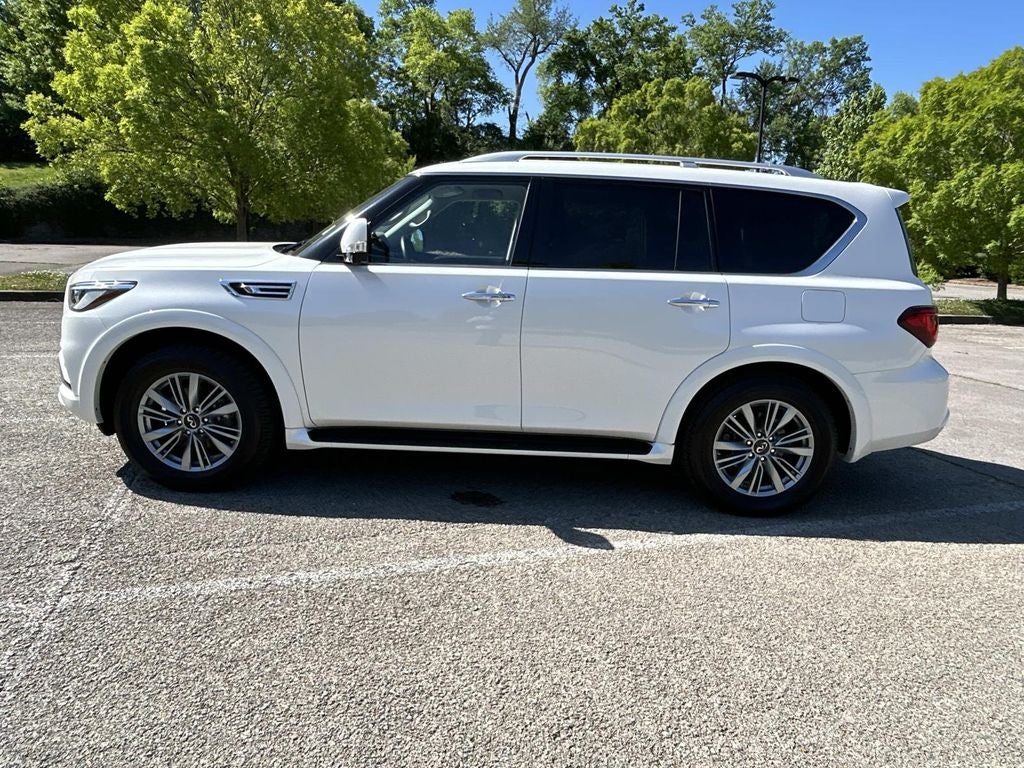 2024 INFINITI QX80 LUXE