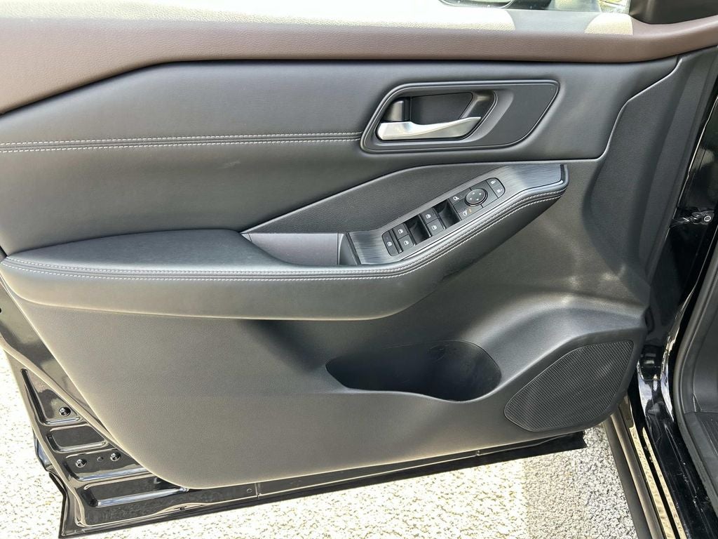 2023 Nissan Rogue SV Premium