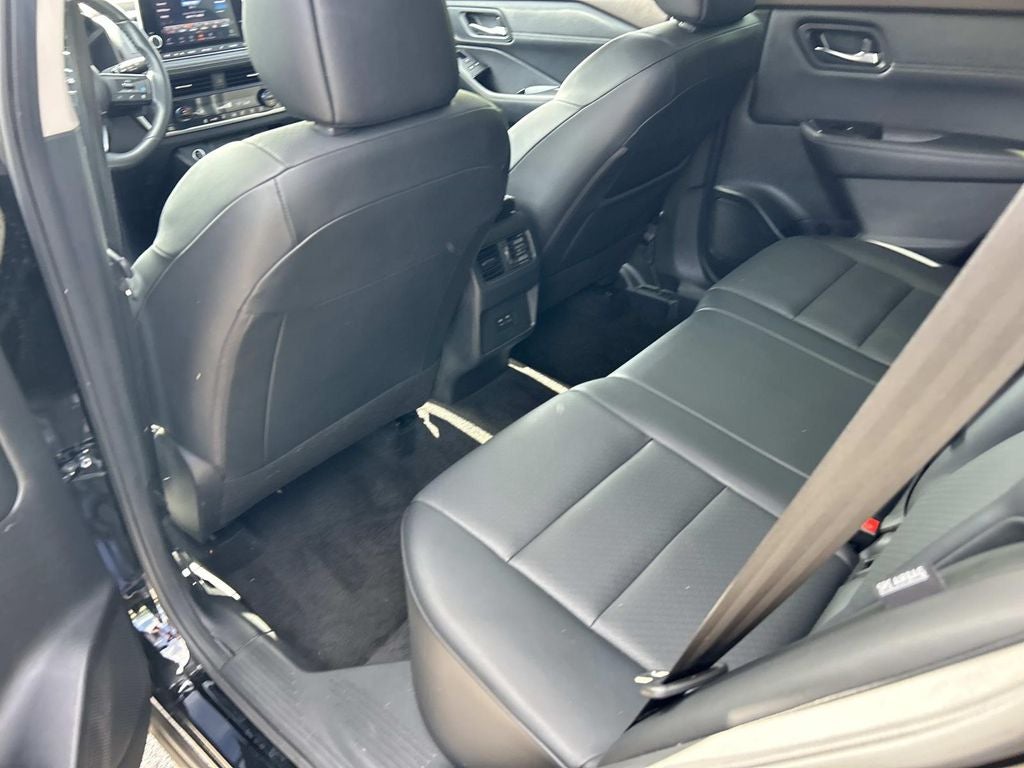 2023 Nissan Rogue SV Premium
