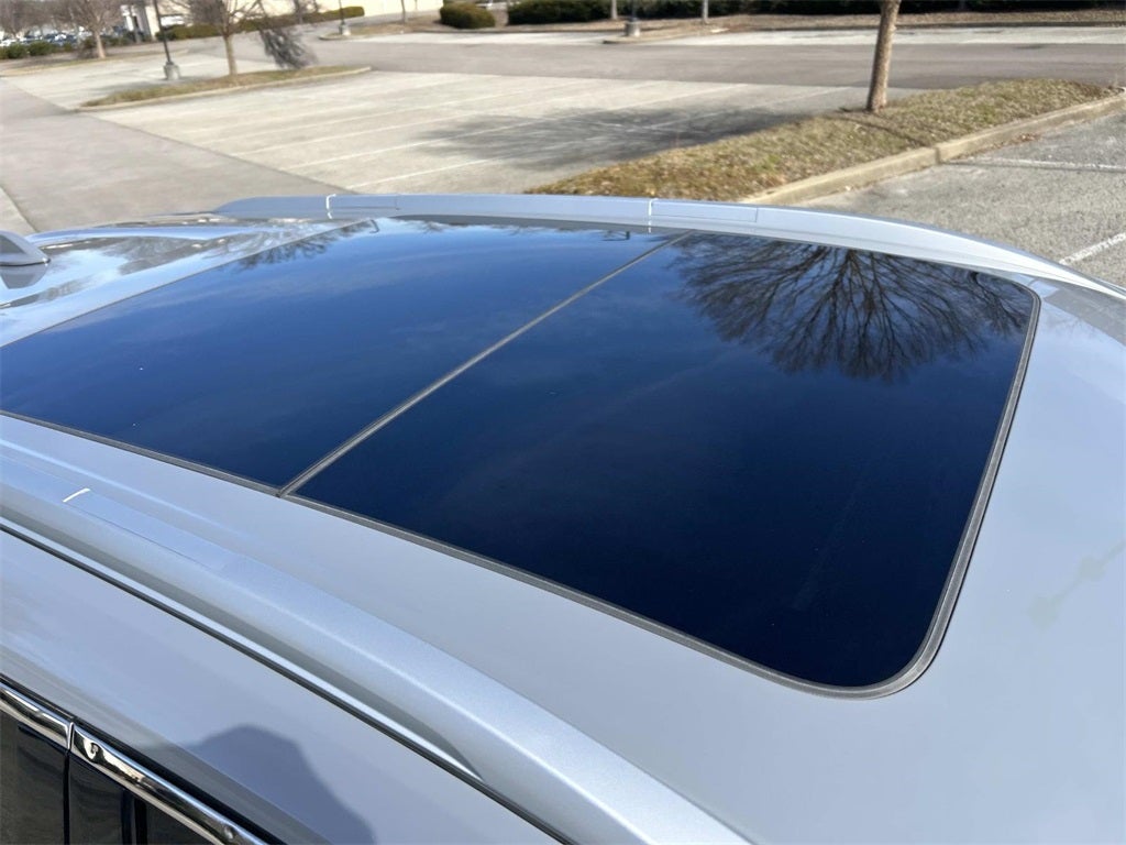 2025 Nissan Rogue SL Premium