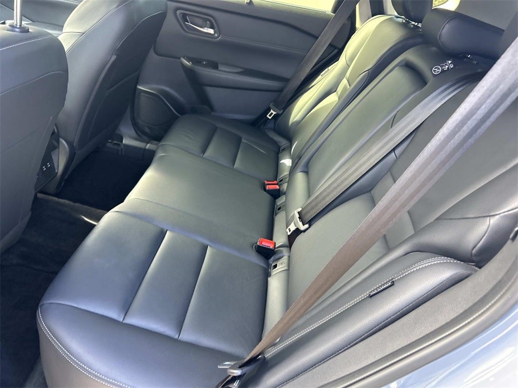 2025 Nissan Rogue SL Premium