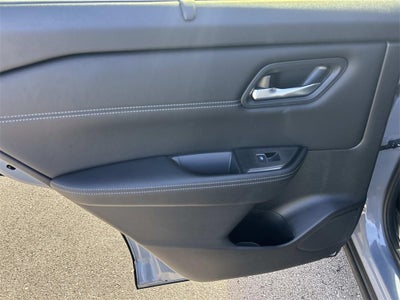 2025 Nissan Rogue SL Premium