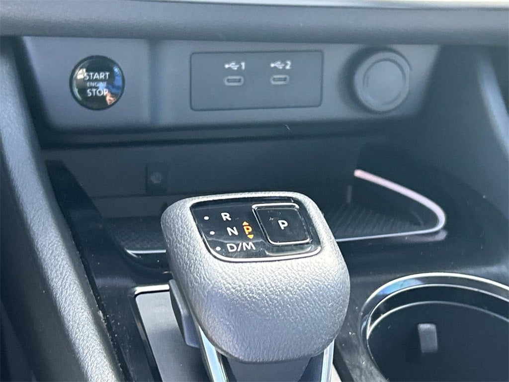 2025 Nissan Rogue SL Premium