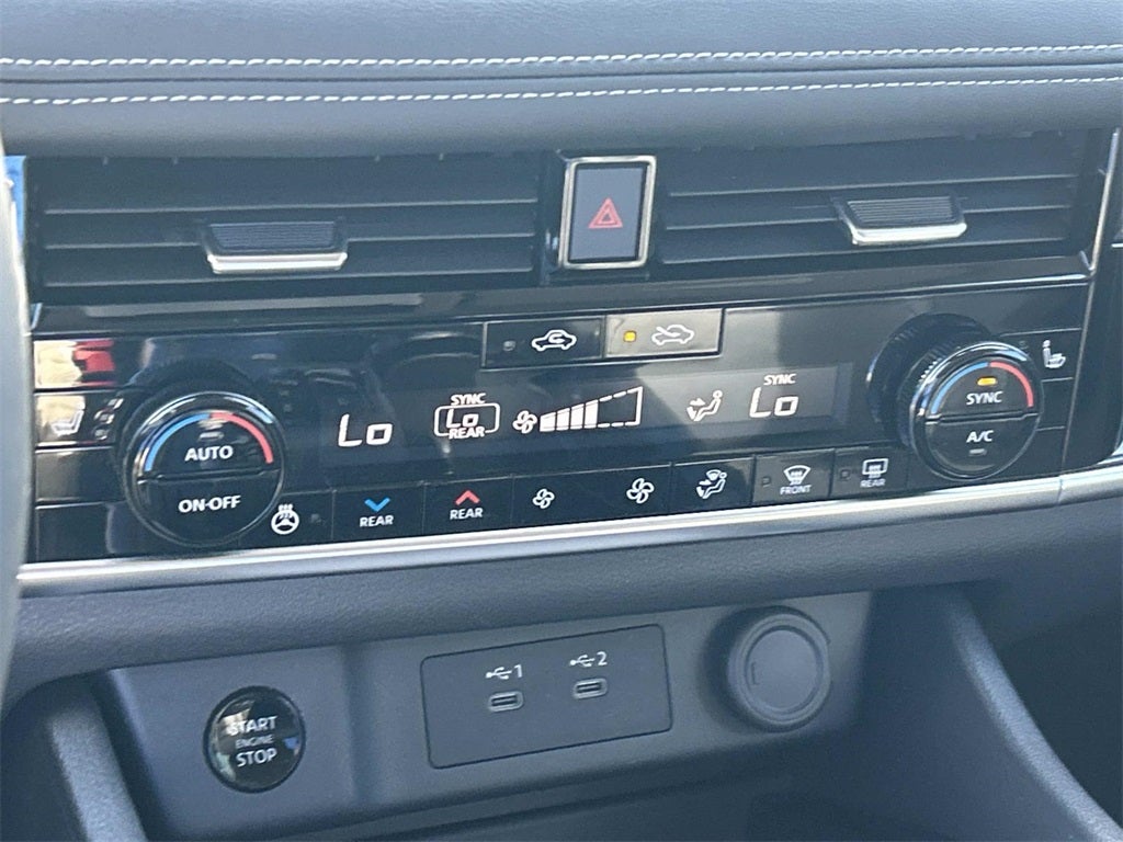 2025 Nissan Rogue SL Premium