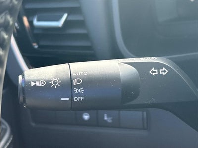 2025 Nissan Rogue SL Premium