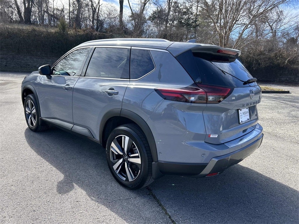 2025 Nissan Rogue SL Premium