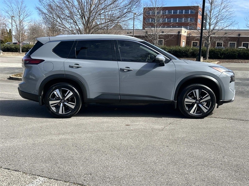 2025 Nissan Rogue SL Premium