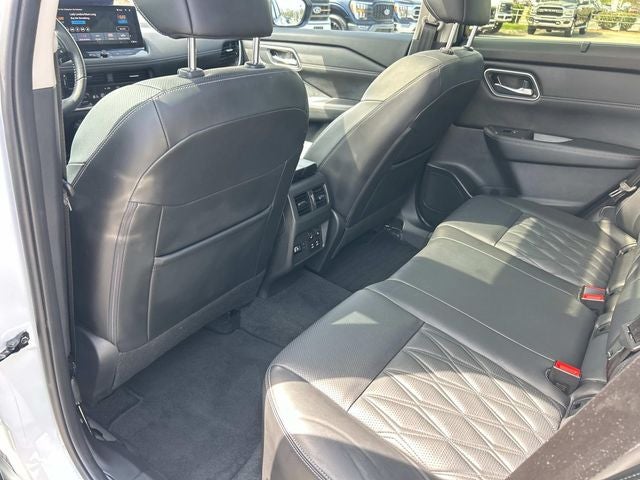 2024 Nissan Rogue Platinum