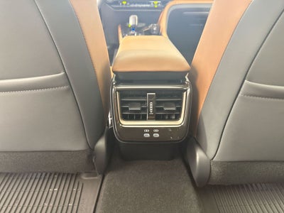 2025 Toyota Crown Signia Limited