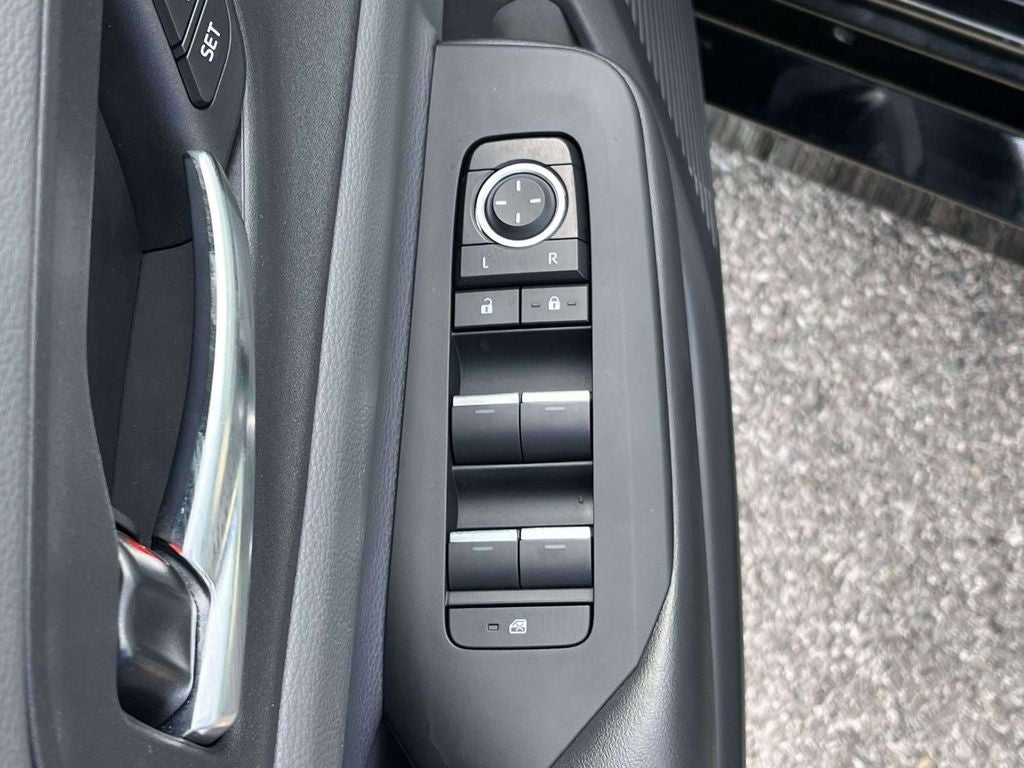 2023 Toyota Prius Limited