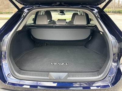 2023 Toyota Venza LE