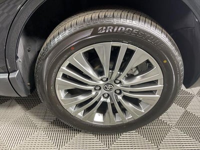 2024 Toyota Venza XLE