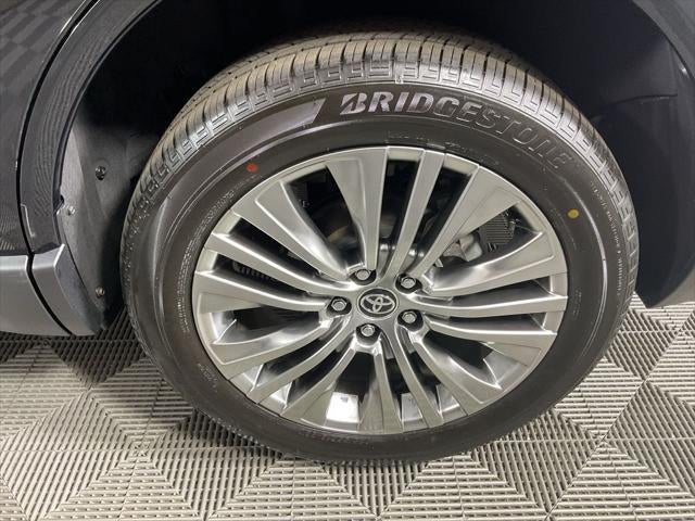 2024 Toyota Venza XLE