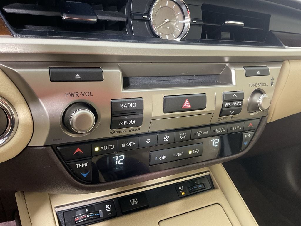 2016 Lexus ES 350 Luxury