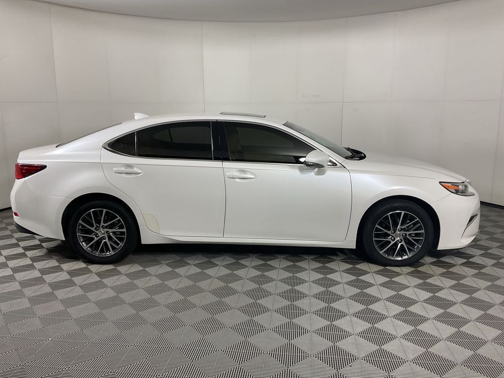 2016 Lexus ES 350 Luxury