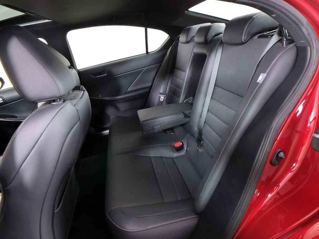 2023 Lexus IS 350 F SPORT Handling