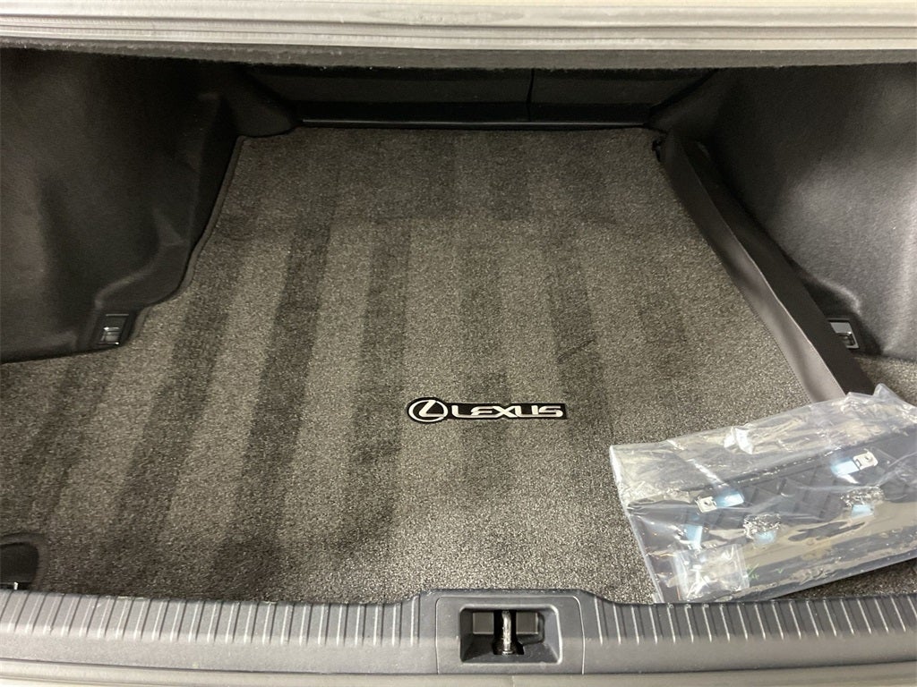 2023 Lexus IS 350 F SPORT Handling