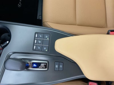 2025 Lexus UX 300h Premium