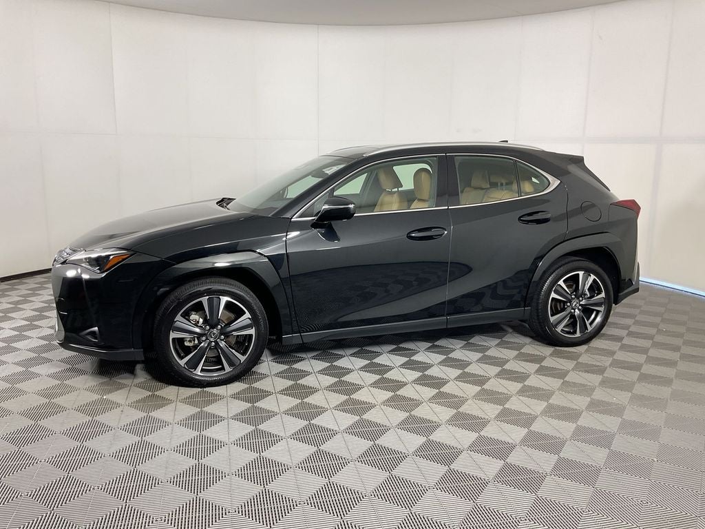 2025 Lexus UX 300h Premium