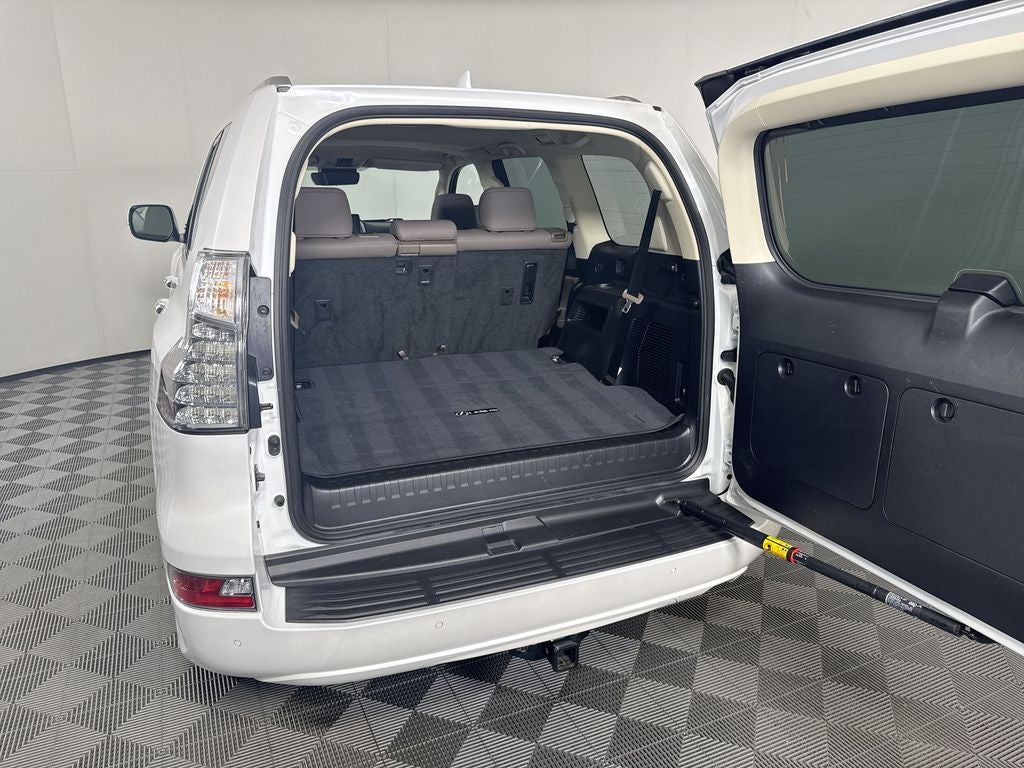 2023 Lexus GX 460