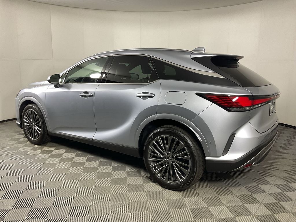 2025 Lexus RX 450h+ Luxury