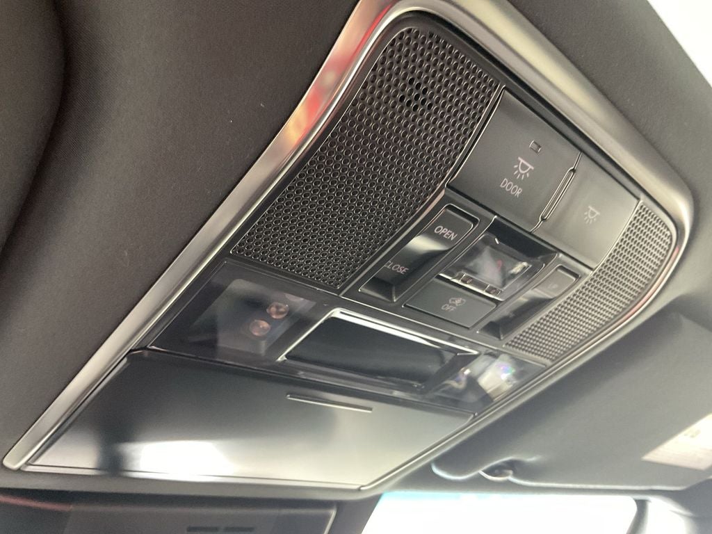 2025 Lexus LX 600 Luxury