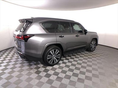 2025 Lexus LX 700h Luxury