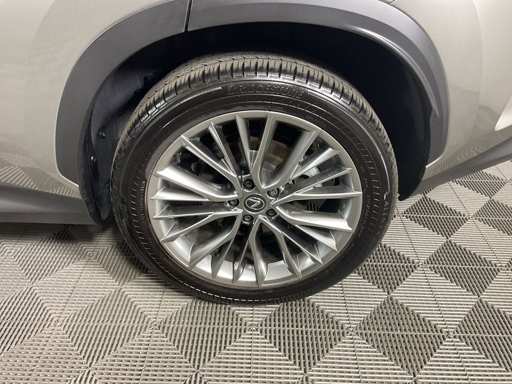 2025 Lexus NX 350h Premium