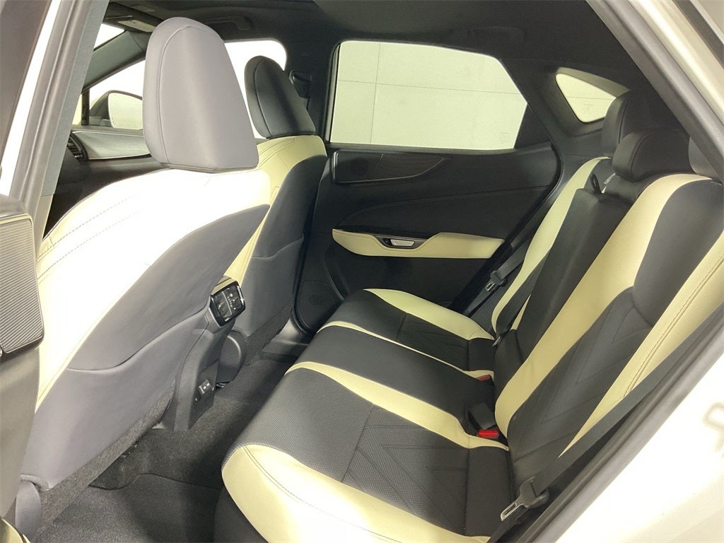 2023 Lexus NX 350h Luxury