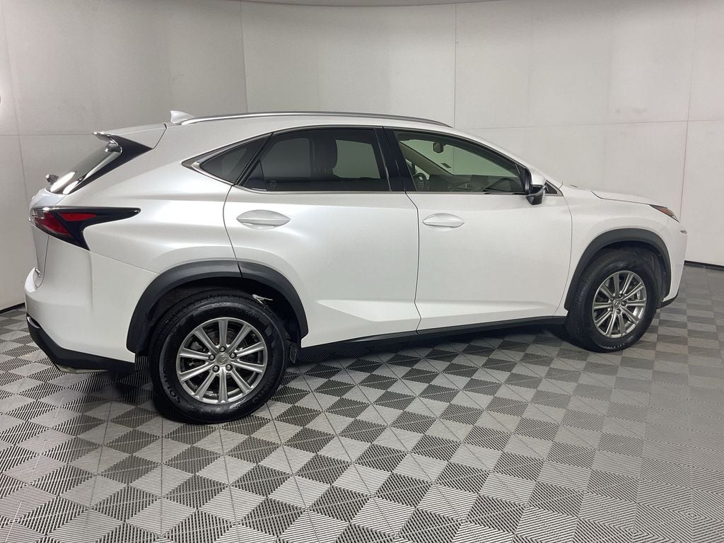 2017 Lexus NX 200t