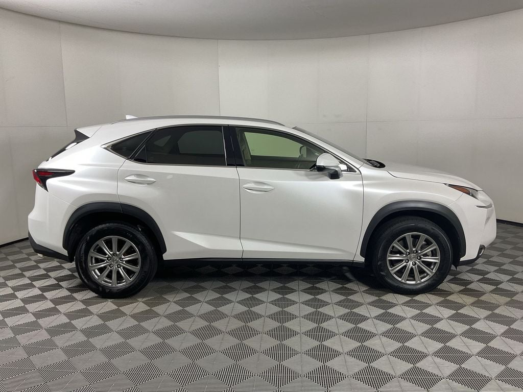 2017 Lexus NX 200t