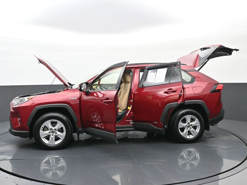 2021 Toyota RAV4 Hybrid XLE