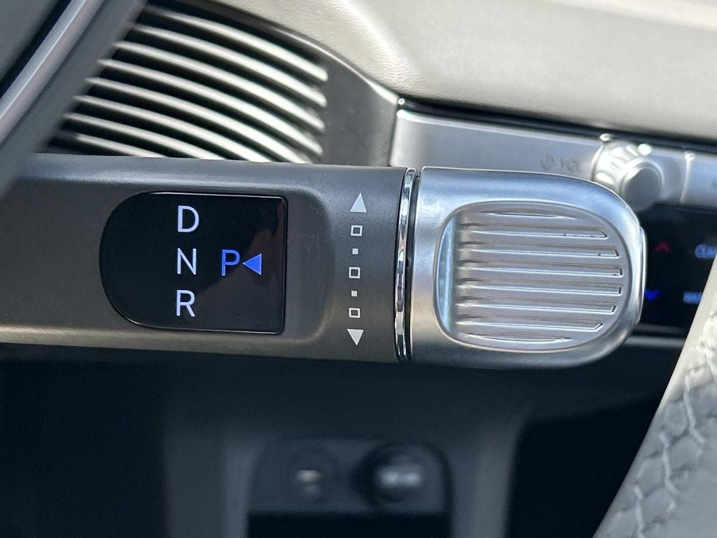 2024 Hyundai IONIQ 5 SE