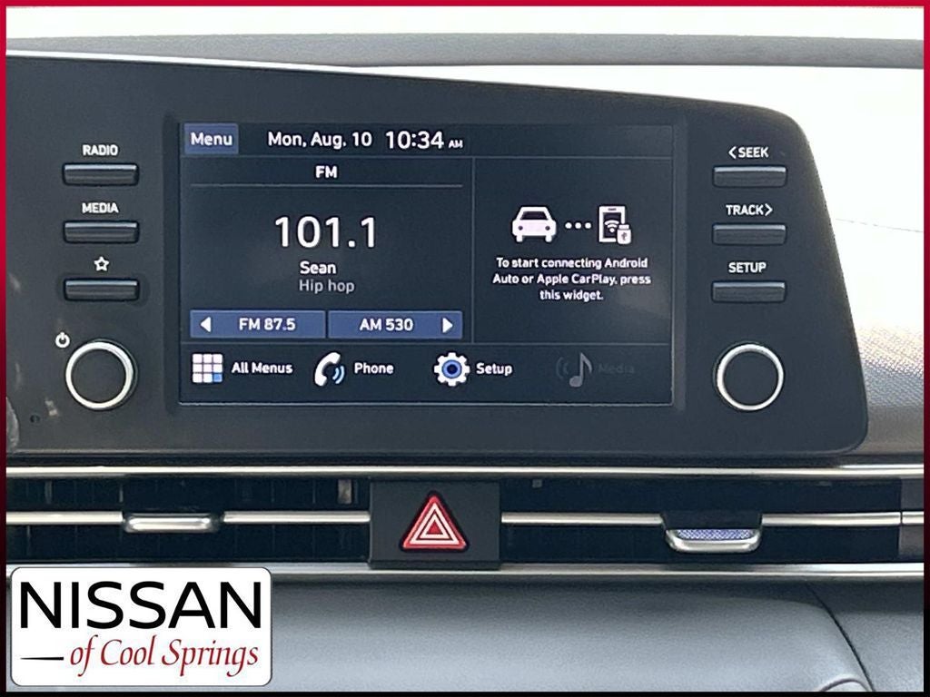 2023 Hyundai Elantra SE