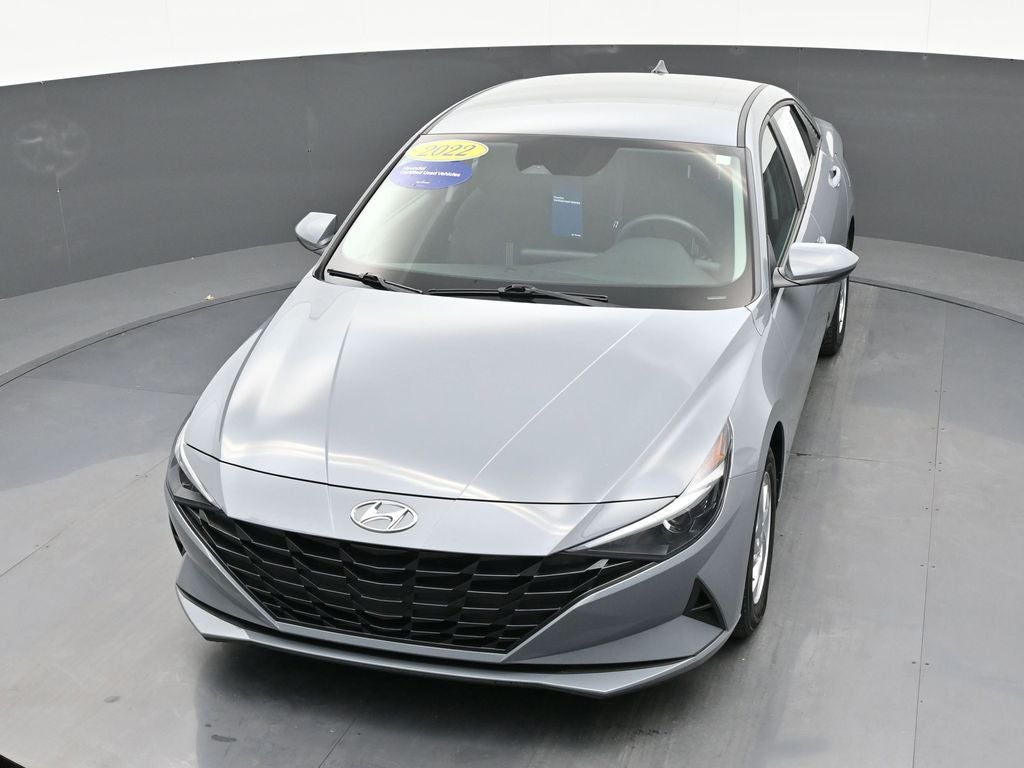 2022 Hyundai Elantra SE