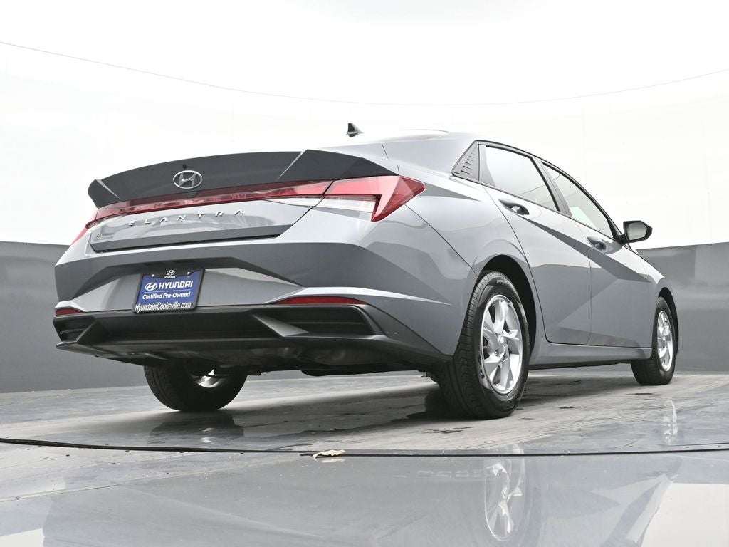 2022 Hyundai Elantra SE