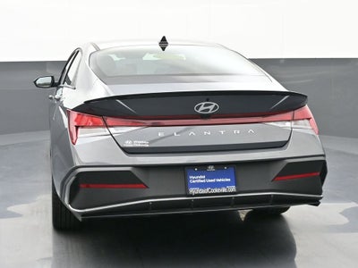 2025 Hyundai Elantra SEL Sport